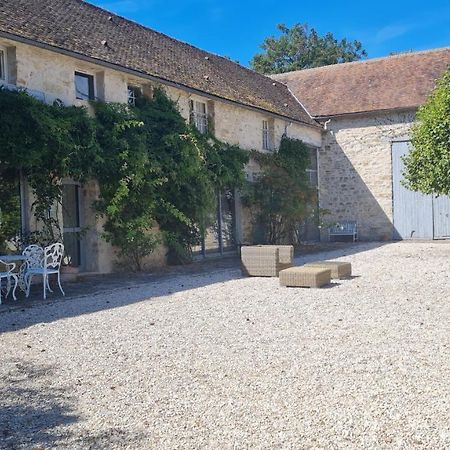 Belle Maison Dans Corps De Ferme - Logement Gabriel Villiers-sous-Grez Exterior foto